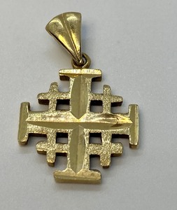 lot 480 image: 14K Jerusalem Cross Pendant