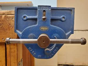 lot 422 image: Vintage Woodworking Bench with a Vise made in England