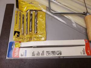 lot 425 image: Assorted Garage Tools
