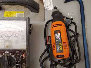 lot 428 image: Assorted Garage Tools Lot