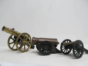 lot 12 image: Vintage Brass Cannons - Including Bank