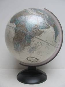 lot 15 image: Replogle 12 World Globe