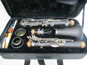 lot 20 image: Allora Clarinet wCase