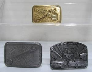 lot 64 image: Lot of 3 SNAP-ON Tools Advertising Belt Buckles