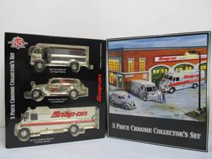 lot 71 image: 3 Piece SNAP-ON Tools Diecast Vehicle Set