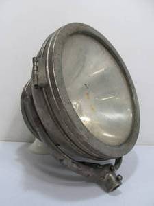 lot 81 image: Old Vintage VESTA Fire Engine Spotlight