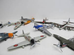 lot 116 image: Lot of Model Airplanes