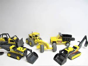 lot 119 image: Lot of 5 Metal TONKA Construction Vehicles