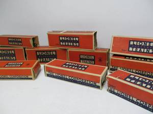 lot 127 image: Large Group of Vintage LIONEL O Gauge Train Cars wBoxes