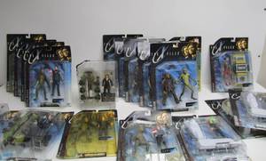 lot 258 image: Large Lot of McFarlane X-FILES Action Figures