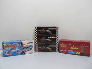 lot 219 image: Lot of 5 Mint in Box Diecast Cars