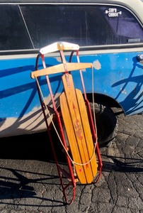 lot 132 image: Nice Vintage Planet Jr. FLEXIBLE FLYER Snow Sled Model 55J