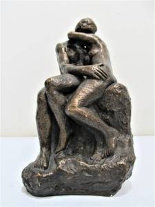 lot 274 image: Vintage Mid Century Austin Productions 1961 Lovers Sculpture