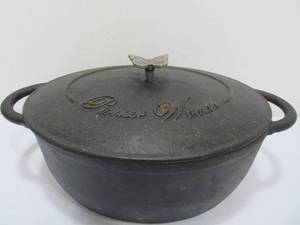 lot 280 image: Pioneer Woman Cast Iron Oval Dutch Oven
