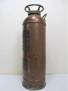 lot 289 image: Old Vintage W.S. Nott Company Minneapolis RELIANCE Copper Fire Extinguisher
