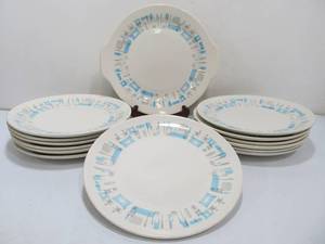 lot 313 image: 14-Piece Mid Century Royal China BLUE HEAVEN Dinner Plate Set
