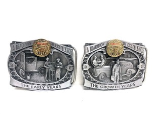lot 67 image: 2 Different NOS Unused SNAP-ON Belt Buckles