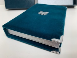 lot 337 image: United States Mint 1990 Prestige Coin Set