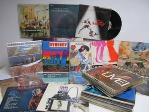 lot 264 image: Lot of Approx 50 Vintage Vinyl Records