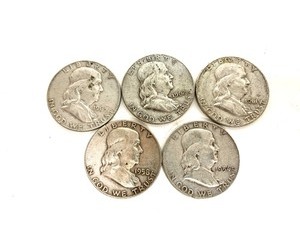 lot 342 image: 5 US Benjamin Franklin Silver Half Dollars