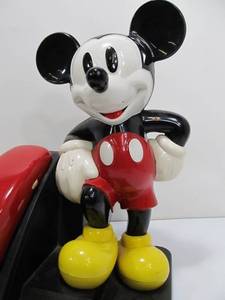 lot 350 image: Vintage Retro Disney Mickey Mouse Telephone