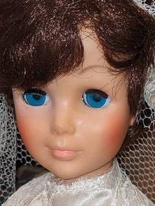 lot 89 image: 1963 Eegee Bride Doll