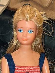 lot 80 image: Growing Up Skipper Doll