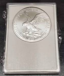 2021 AMERICAN SILVER EAGLE IN CHRISTMAS PLASTIC