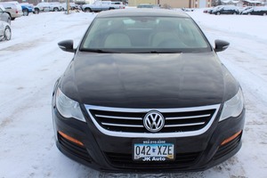 lot 34 image: 2011 Volkswagen CC Sport - 2 Owners -