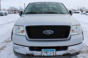 lot 31 image: 2005 Ford F-150 XLT 4x4 Crew Cab - 135,831 Miles -