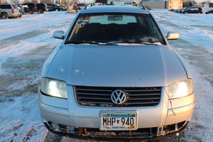 lot 35 image: 2004 Volkswagen Passat GL 1.8T