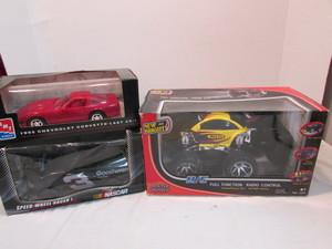 lot 10 image: Cast and Toy Cars
