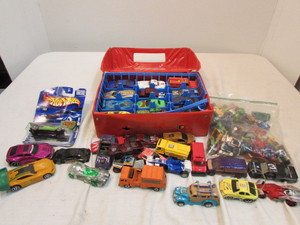 lot 26 image: Hot WheelsMatchbox
