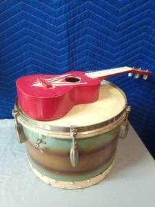 Drum And Ukulele