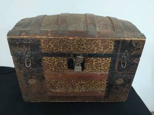 Old Trunk