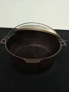 Cast Iron Wagner Ware Pot with Lid