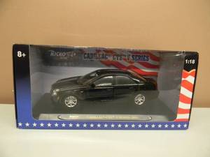 lot 8 image: RICKO - 118 SCALE 2004 CADILLAC CTS V SERIES - GREAT PIECE - NEW IN BOX - SEE PICTURES