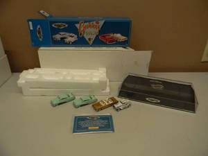 lot 29 image: HOT WHEELS LEGENDS BARRIS KUSTOM 4 CAR SET WITH DISPLAY - NEW IN BOX - AWESOME GREAT PIECE - SEE PICTURES