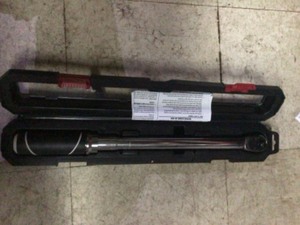 Husky 20 ft. lbs. to 100 ft. lbs. 38 in. Drive Torque Wrench
