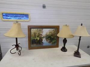 lot 15 image: 3 Lamps and Framed Picture