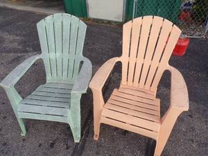 lot 38 image: Pair of outdoor Chairs