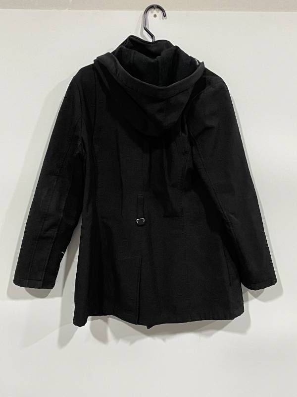 lot 18 image: Calvin Klein Coat