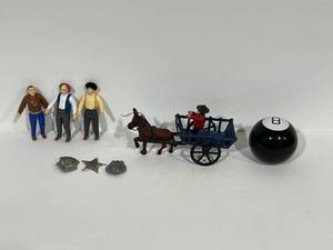 lot 53 image: Vintage Toys