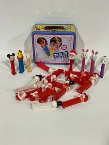lot 58 image: PEZ Dispensers and Lunchbox