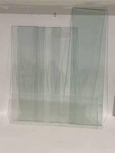 lot 66 image: Glass Shelf Panes