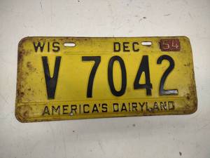 lot 34 image: 1954 WI License Plate...