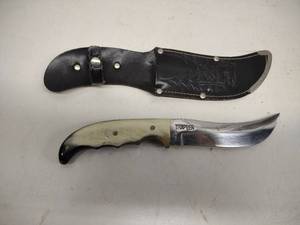 lot 97 image: Trapper Knife, G.C.Co. Italy, No. 3...
