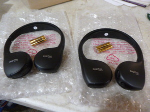 2 OEM GM Wireless Headphones