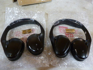 2 OEM GM Wireless Headphones