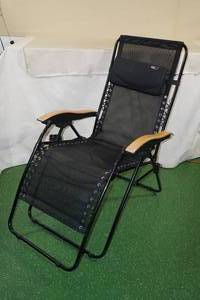 lot 135 image: Zero Gravity Lawn Chair